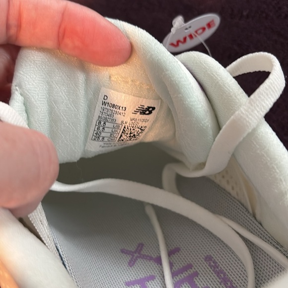 Women’s New Balance Fresh Foam X 1080v13 Sneakers - Picture 6 of 7